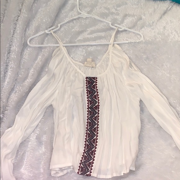 PacSun Tops - Beautiful off the shoulder crop top